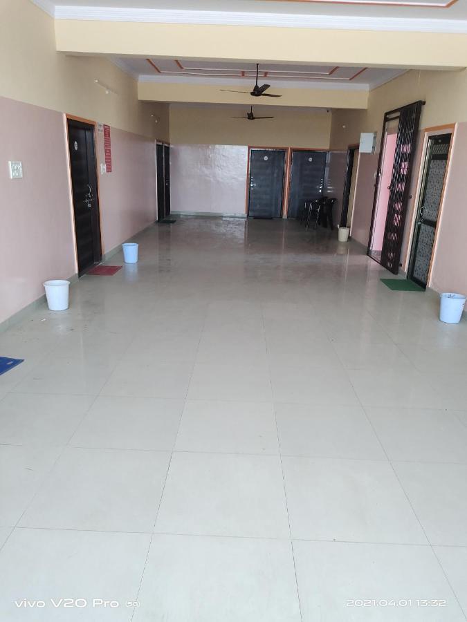 Hotel Purnima Palace Fatehpur  외부 사진